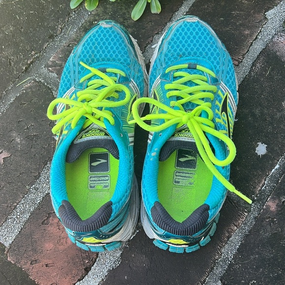 Brooks Adrenaline GTS 14 blue & green sneakers  Size 9 - Picture 6 of 10